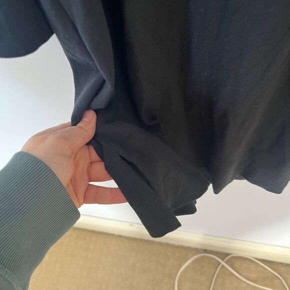 Woolrich‎ Grey Wool Blend Speckled Knit Crochet Detail Vneck Sweater - Picture 8 of 9